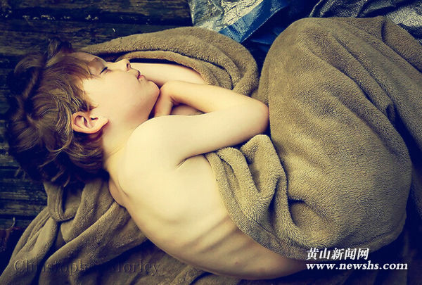 Why you should sleep on your left hand side Why you should sleep on your left hand side
