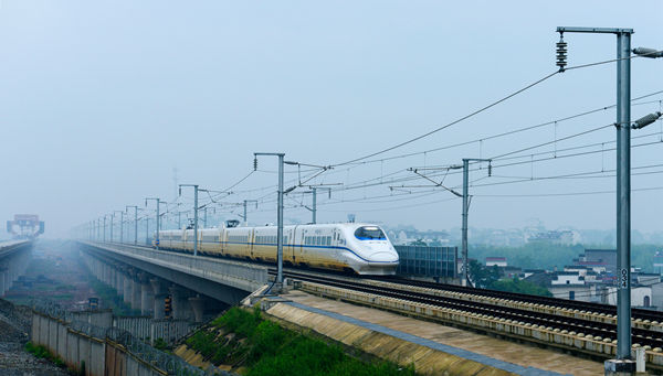 打造内陆开放黄山高地·引进来——我市落实“五大发展理念”深入推进开放发展综述(上) 打造内陆开放黄山高地·引进来——我市落实“五大发展理念”深入推进开放发展综述(上)