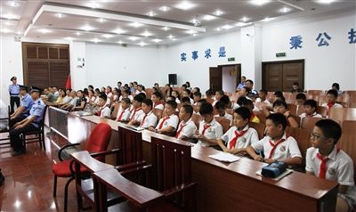 为了公平正义 ——屯溪法院2017年工作亮点扫描 为了公平正义 ——屯溪法院2017年工作亮点扫描