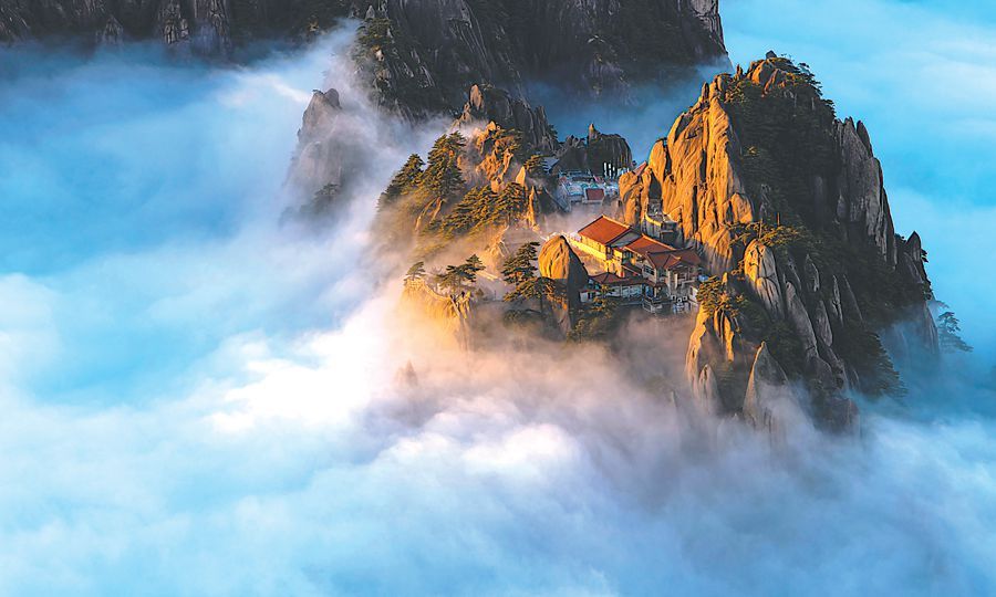 安徽黄山：云海奇观