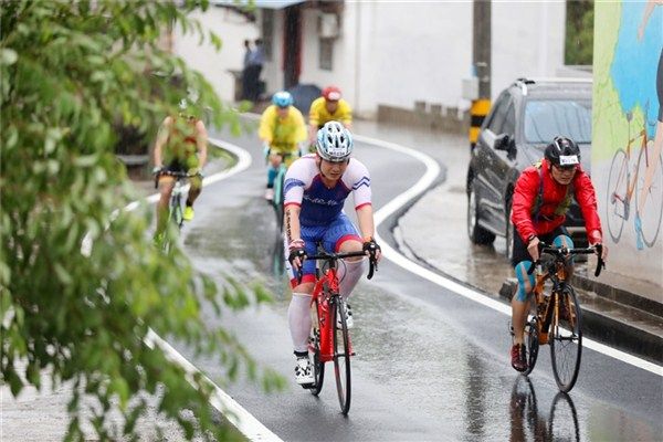 2019黄山·太平湖国际铁人三项精英赛开赛
