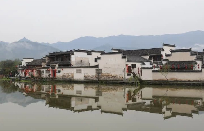 梦里水乡 画里山村——跟着诗歌去旅行之宏村
