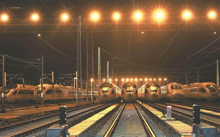 动车“回家”