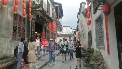 画里乡村亮出平安旅游牌