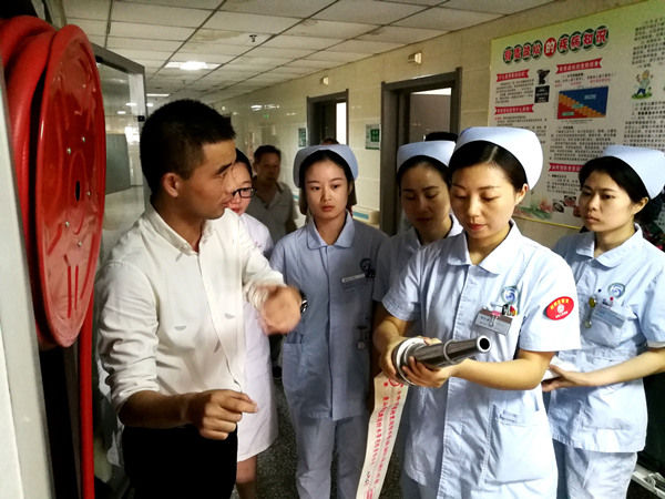 歙县人民医院全员消防培训助平安