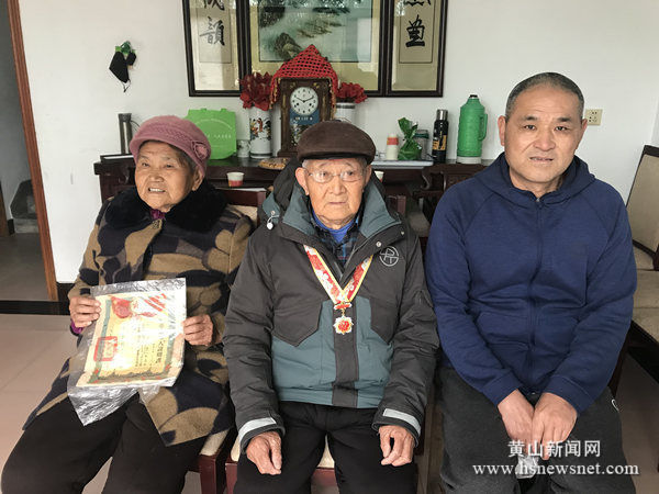退役不褪色！歙县王村镇9旬退役老兵助防疫