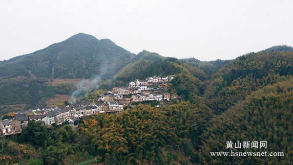 “天上木梨”迎来乡村旅游热