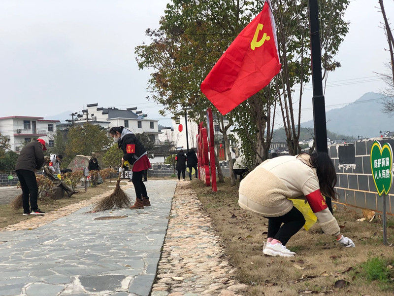 黄山区永丰乡开展学习雷锋志愿活动