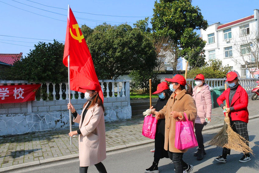 黄山区新丰乡：志愿服务践行雷锋精神