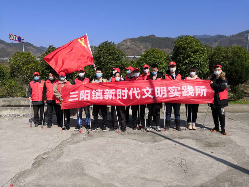 歙县三阳镇：春日“一抹红”，温暖时光伴老人
