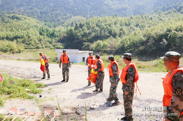黄山区乌石镇开展防汛防地质灾害应急演练