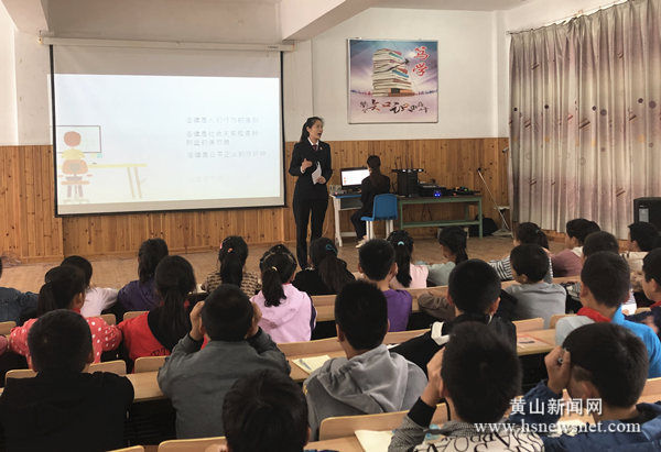 检察官们来啦！法治宣讲走进柯村学校