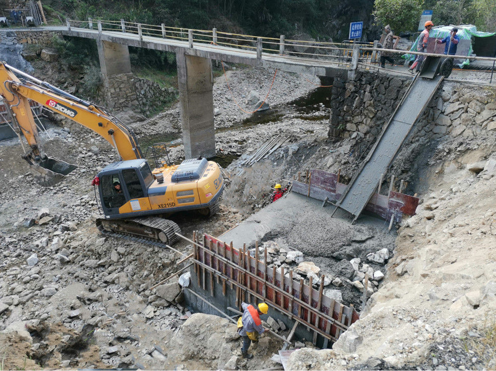 璜尖乡：便民桥建设扮靓徽州天路