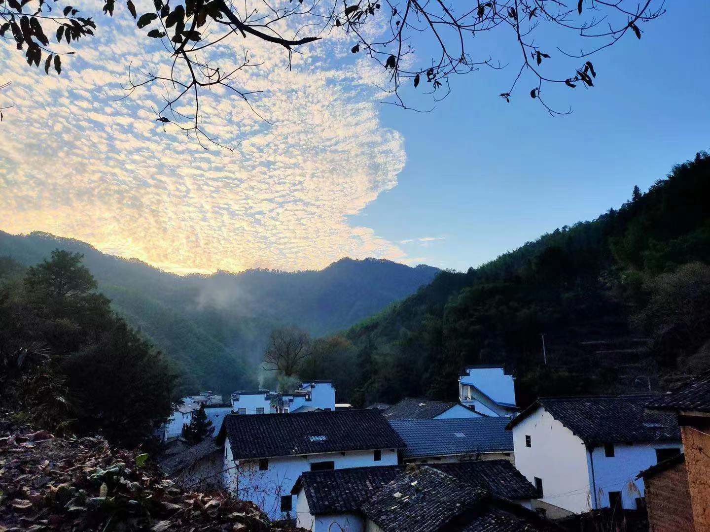 黟县洪星乡：亮出“三块招牌”擘画美丽乡村