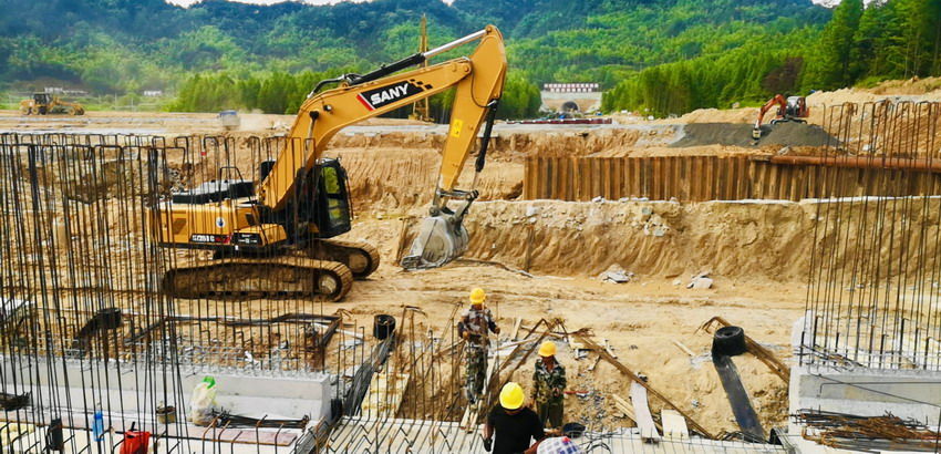 池黄铁路项目建设稳步推进