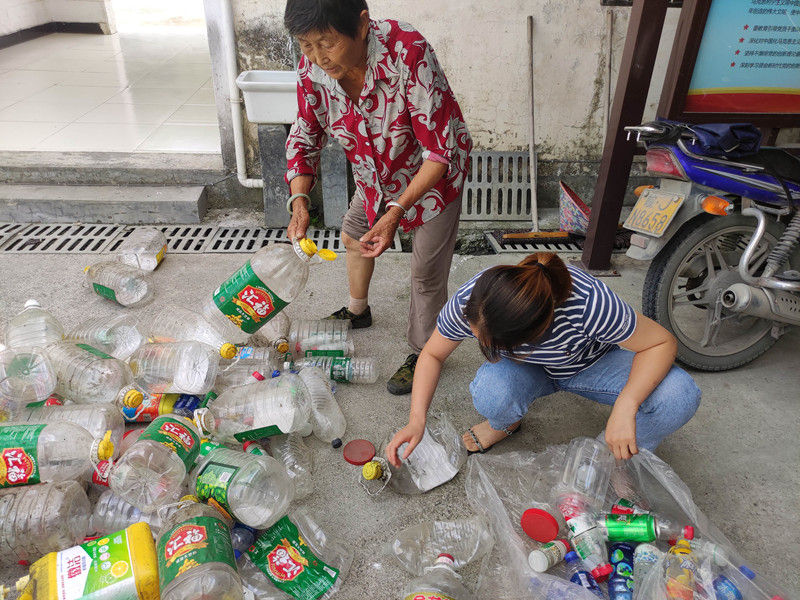黟县西递镇：家庭“小积分”兑出好环境