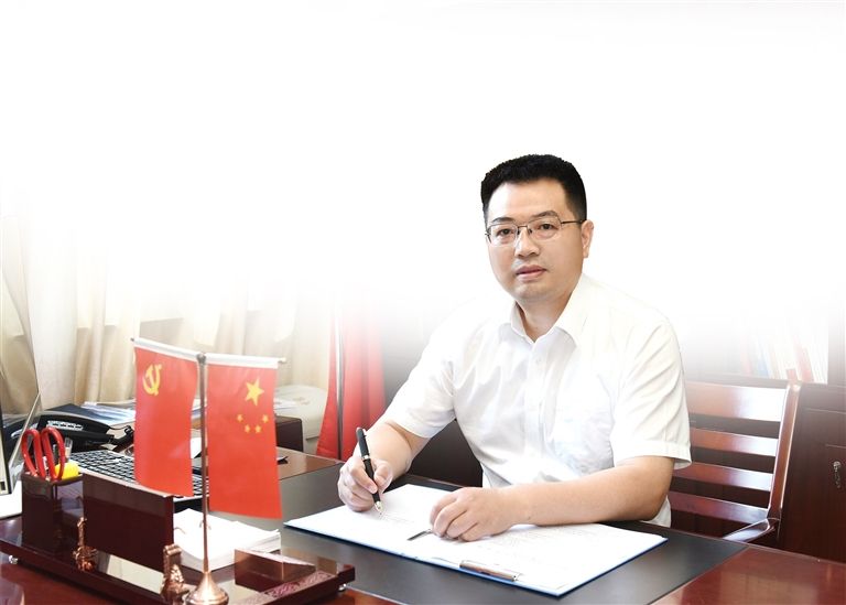 奋力崛起 奋发赶超 加快建设“世界红茶之都，美丽康养祁门” ——访祁门县委书记熊言松