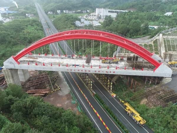 昌景黄铁路（祁门段）今年已完成投资9.02亿元