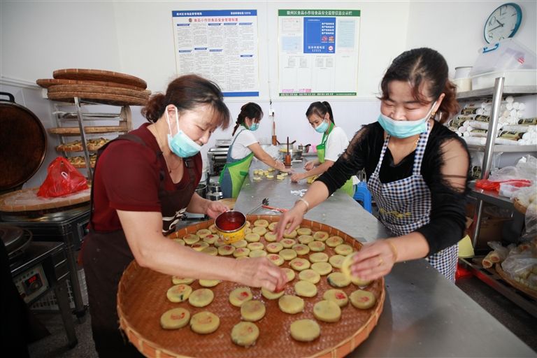 月饼生产忙