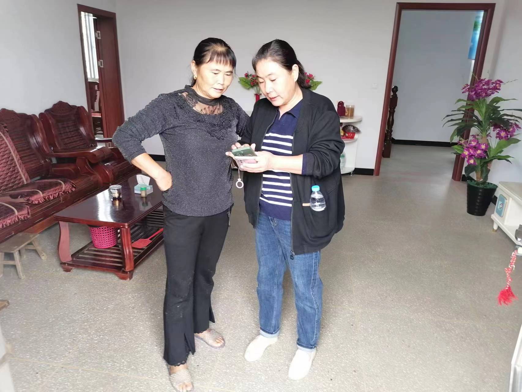 祁门县新安镇：监督一点通、群众“一路通”