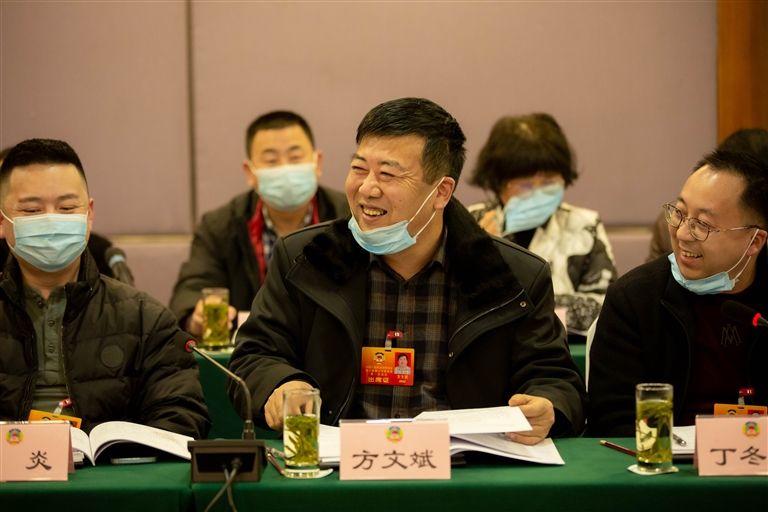 打造百姓满意政务服务