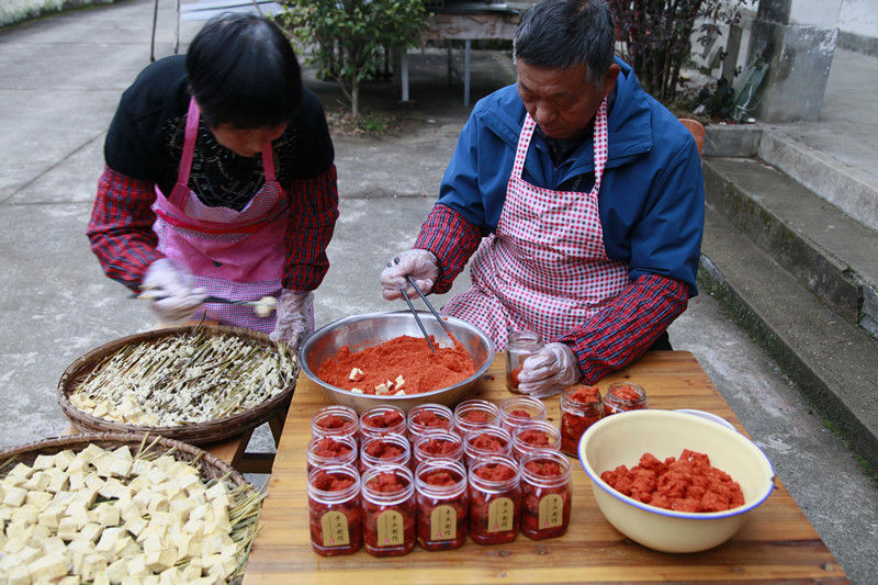 祁门县：豆腐氤氲“乡愁经济”