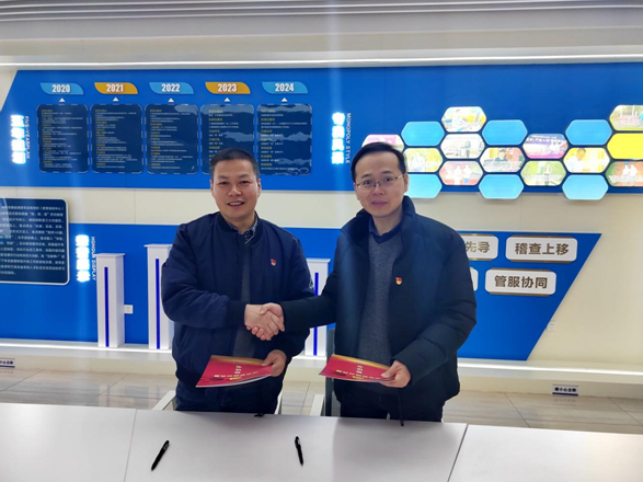 支部共建“1+1” 业务提升“＞2”——市烟草局财务管理科党支部与市税务局所得税科党支部开展共建活动