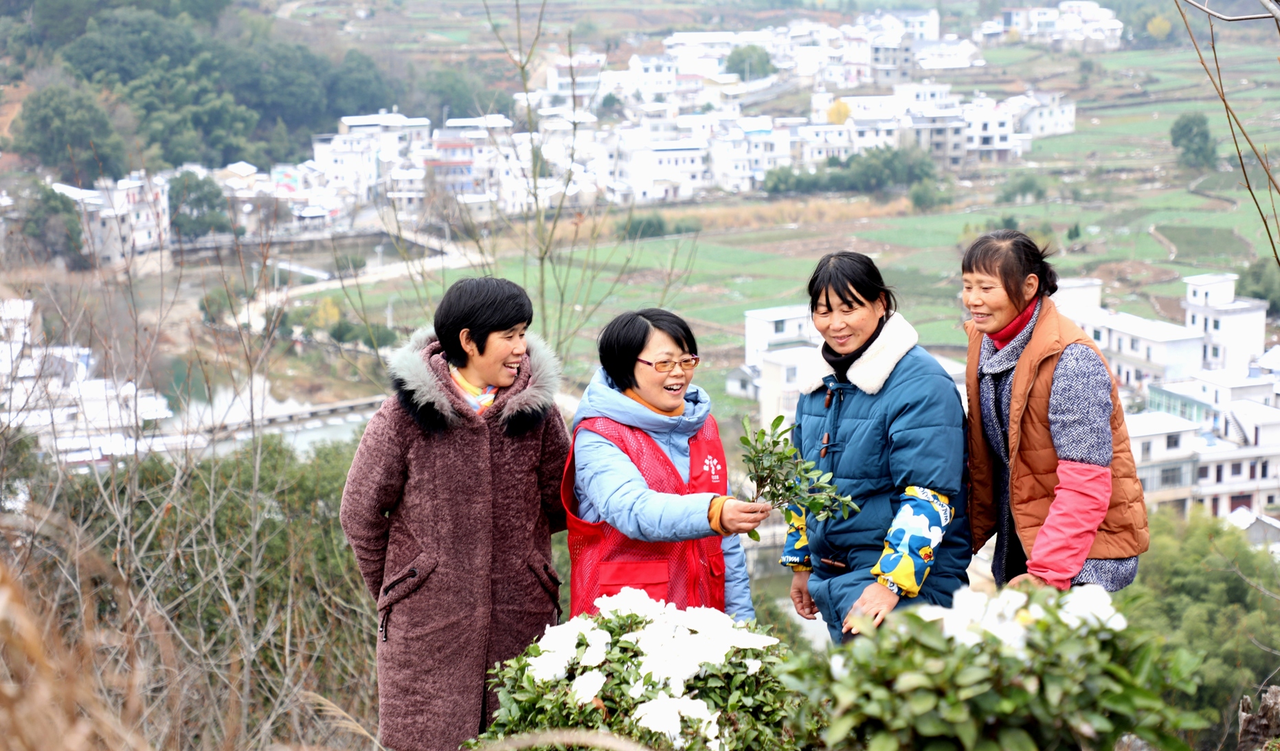 歙县：巾帼志愿服务 助力乡村振兴