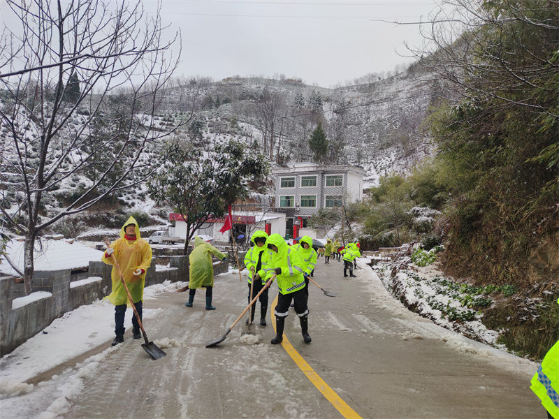 歙县三阳镇：以“雪”为令，浴“雪”奋战