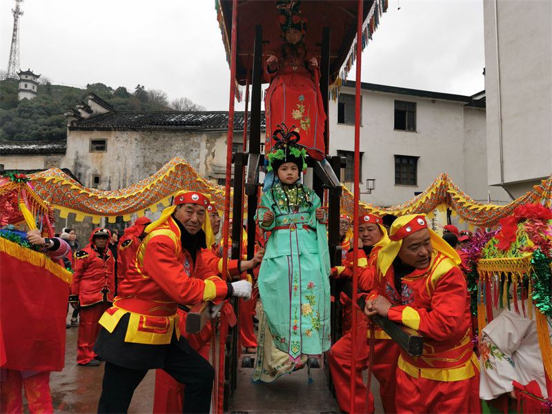 歙县三阳镇：非遗迎新春 欢乐过虎年