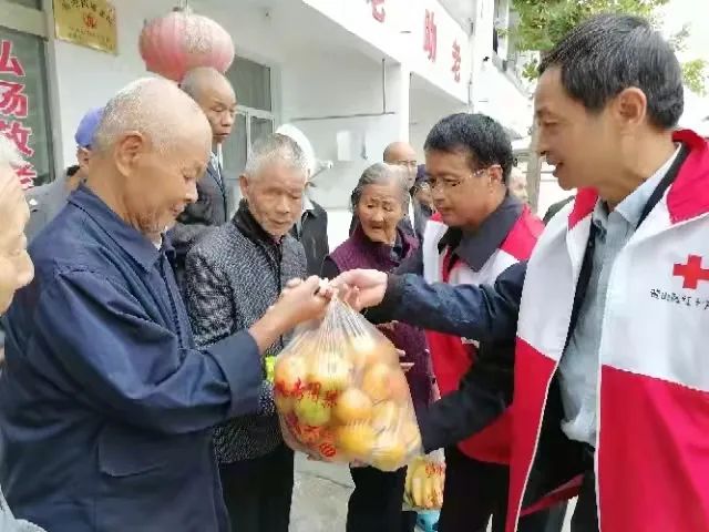 【道德模范】胡多安：无私奉献传递爱与温暖