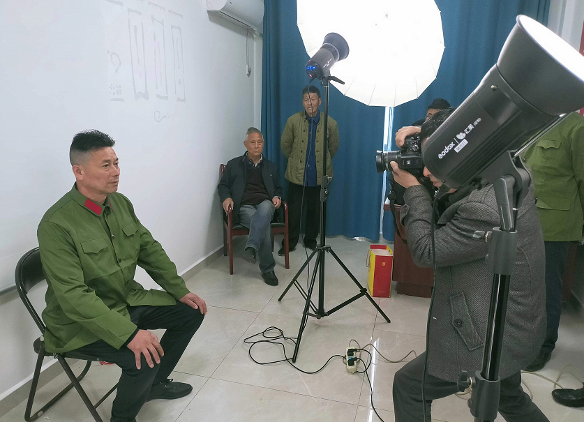 齐云山镇：关爱老兵见行动