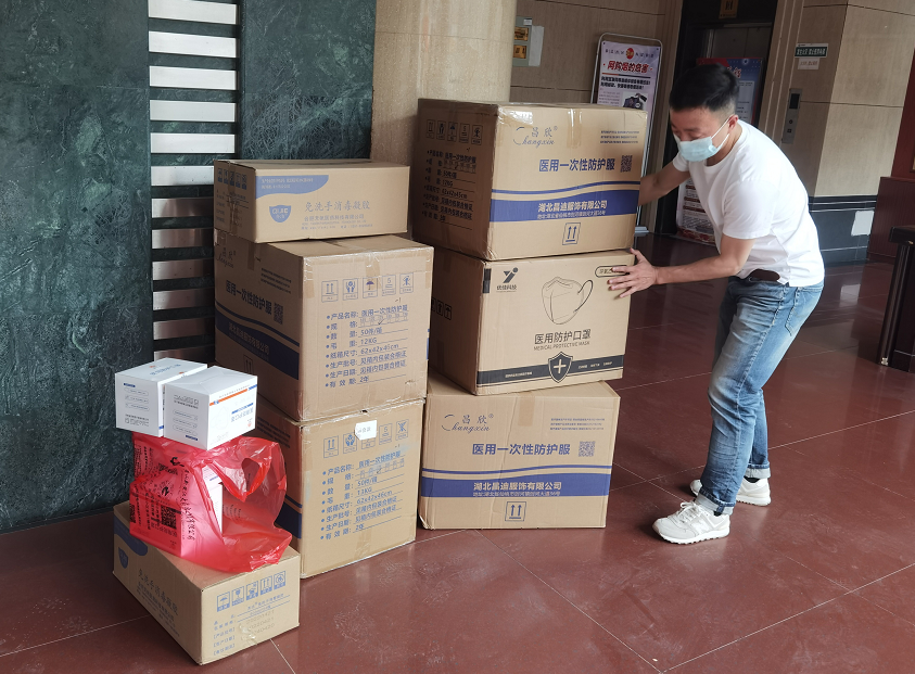 休宁县烟草局：勇毅逆行  与“宁”同在    