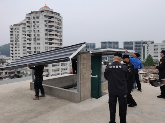 屯溪区昱东街道重拳出击杜绝违规搭建