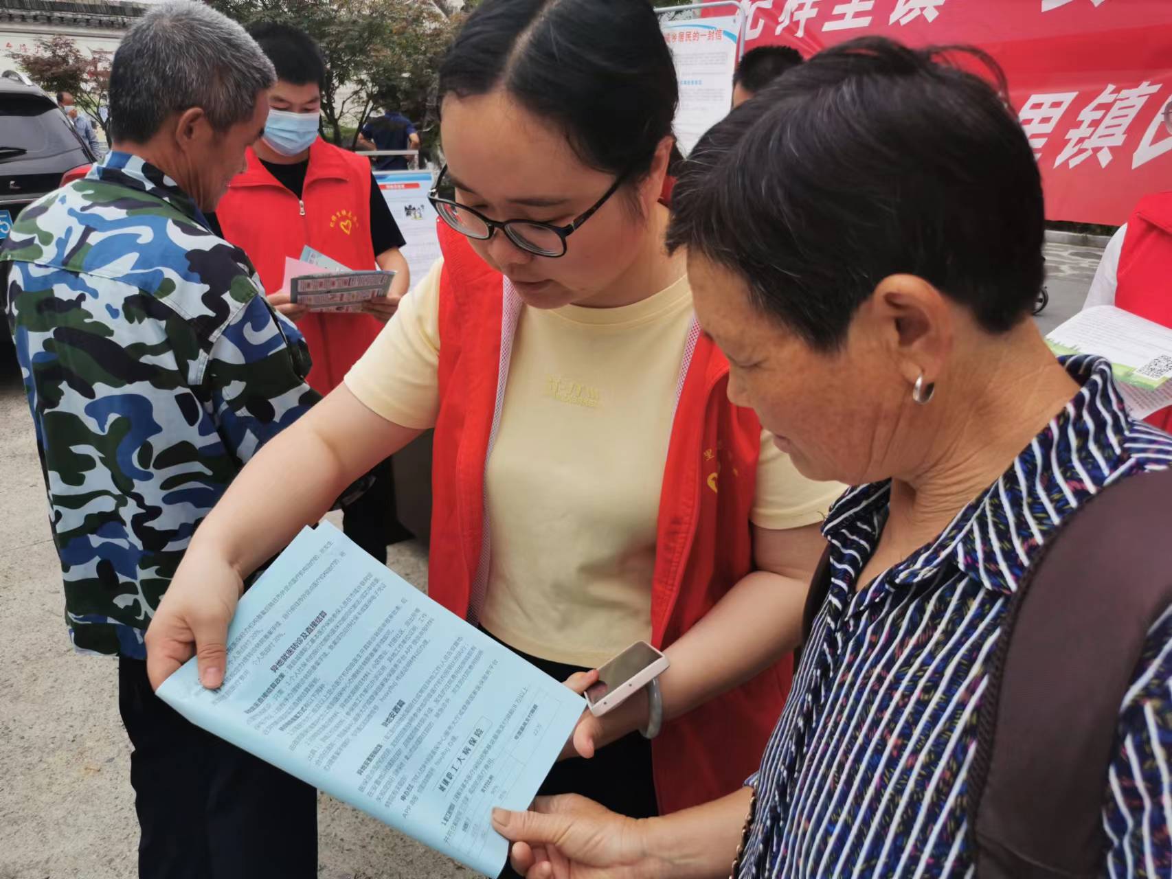 歙县杞梓里镇：群众看病有“医”靠，医疗救助暖人心