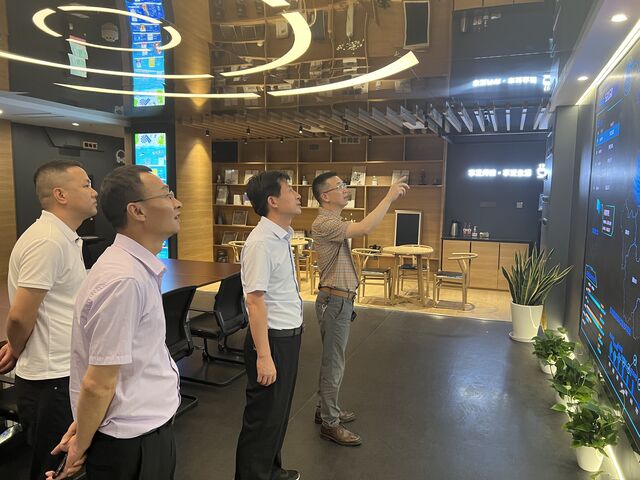 歙县徽城镇：“三大行动”助力“双过半”