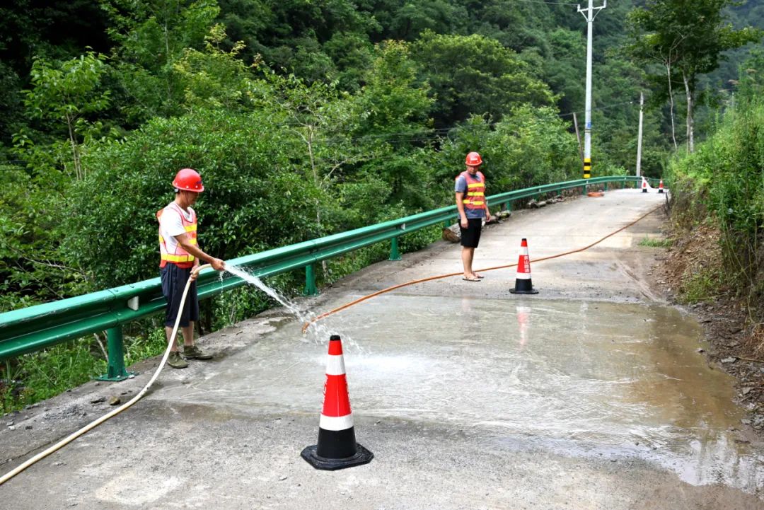 祁门县加快建设“四好农村路” 打通乡村振兴“快车道”