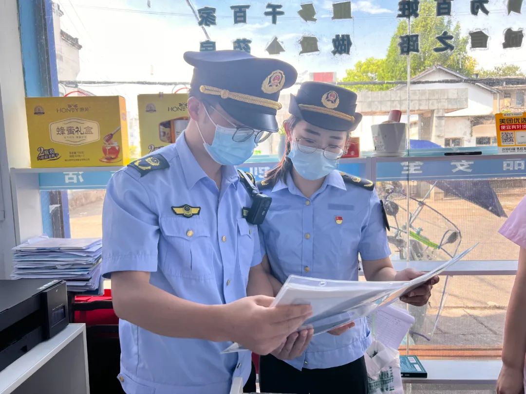 屯溪区开展药品经营和使用单位专项检查