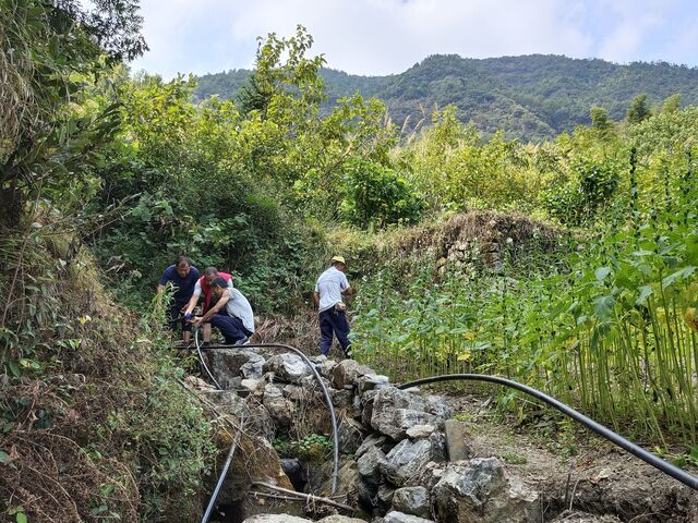 黟县西递镇：寻水源 引山泉 解民渴