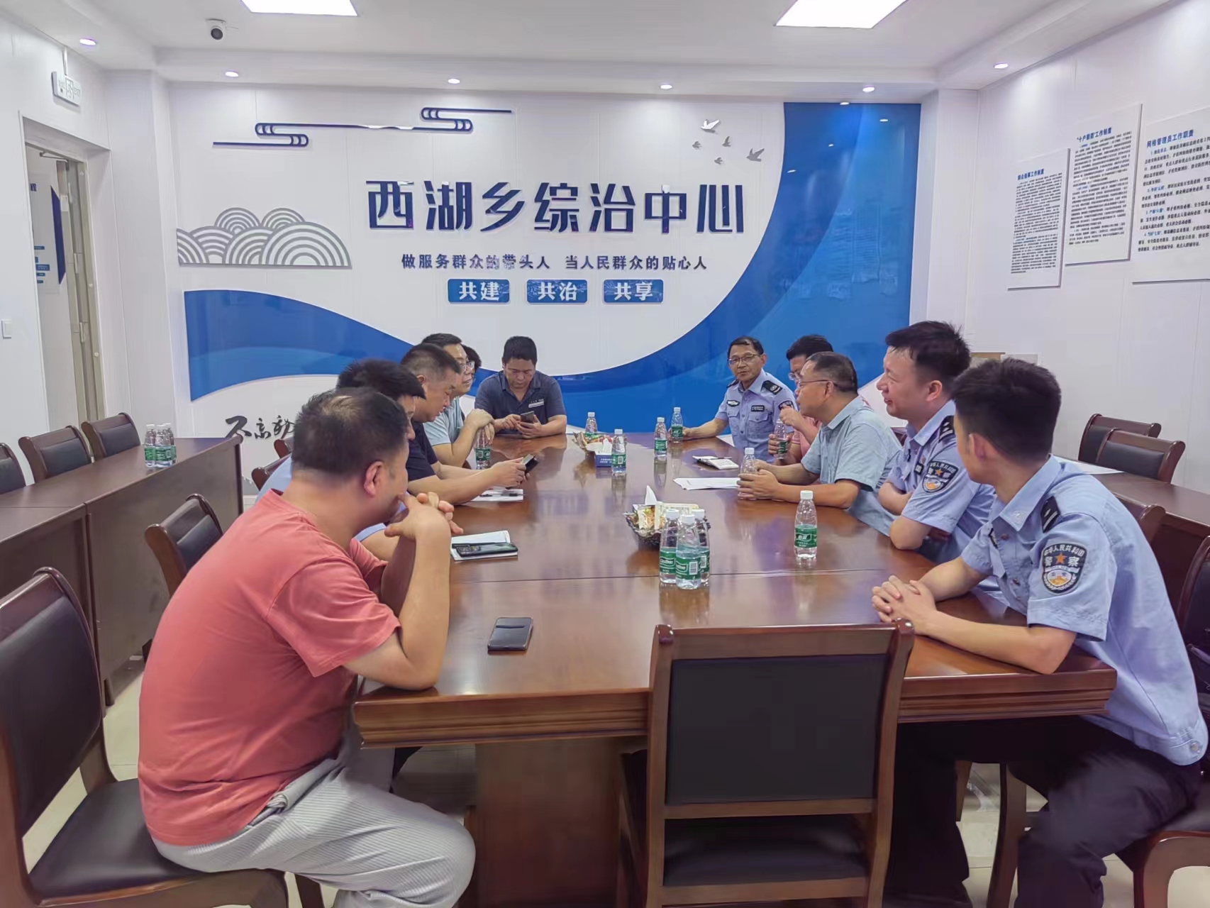 祁门县新安镇：党建引领聚合力，结对共建维稳新活力