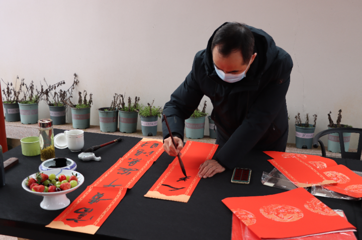 【网络中国节·春节】喜迎新春，春联集福