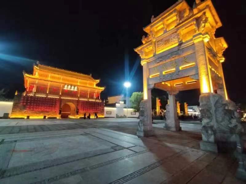 休宁：灯光璀璨状元城