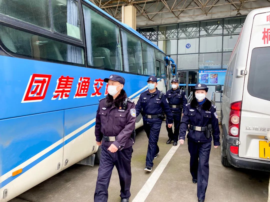 黄山高新区公安守护平安不打烊