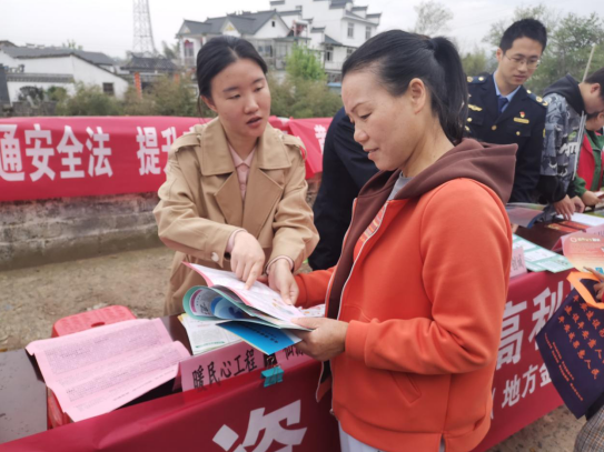黄山区仙源镇：“三聚焦”促居民群众提高食品安全意识