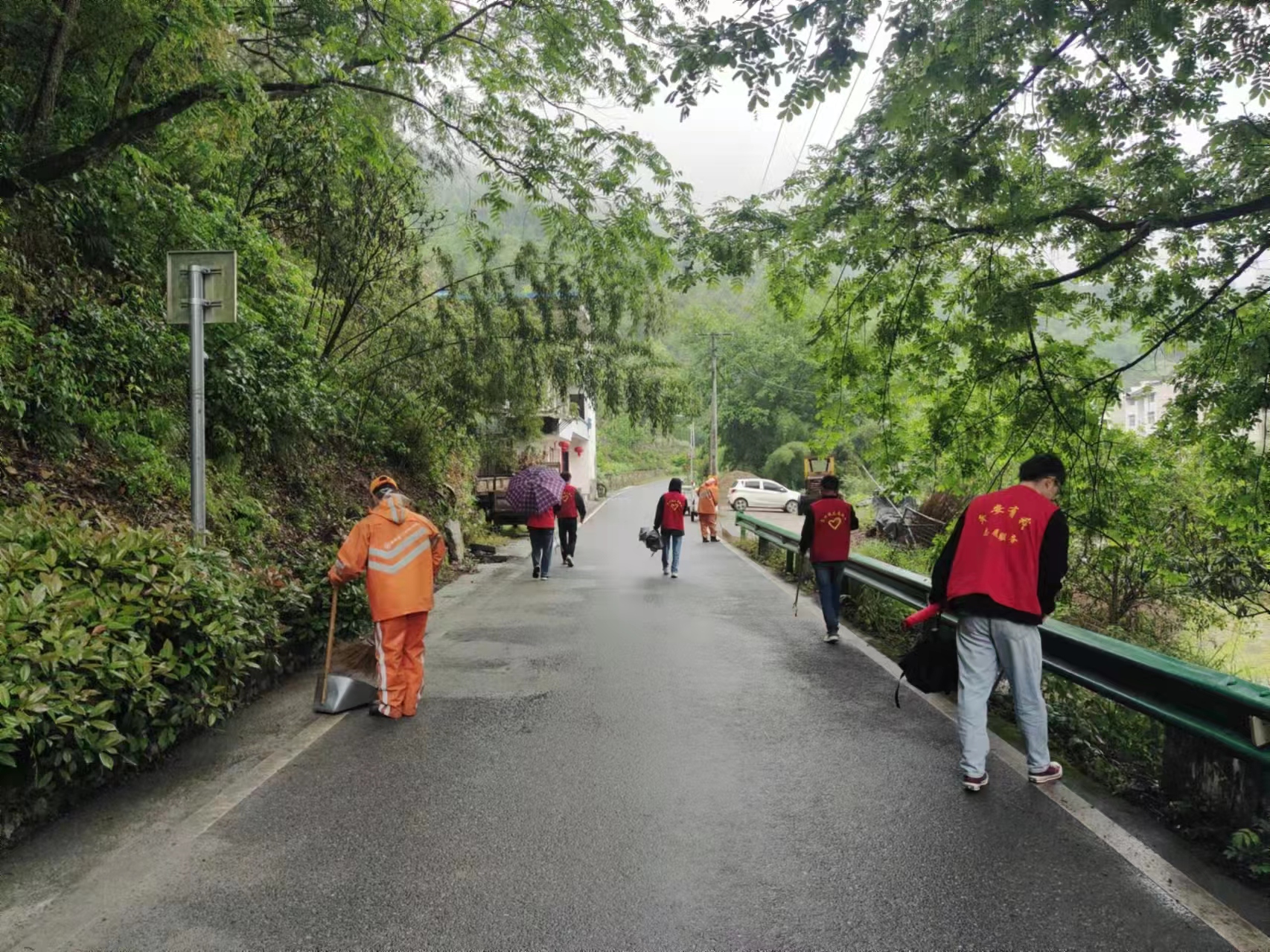 歙县岔口镇：美丽岔口齐清洁 干干净净迎“五一”