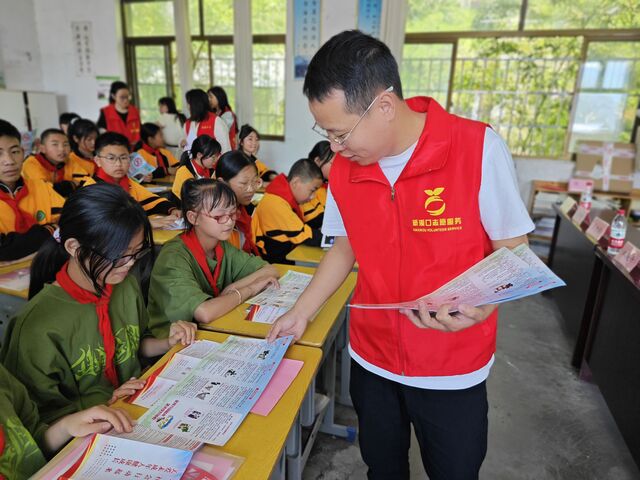  歙县新溪口乡溪口村：多措并举 打好反诈“组合拳”   