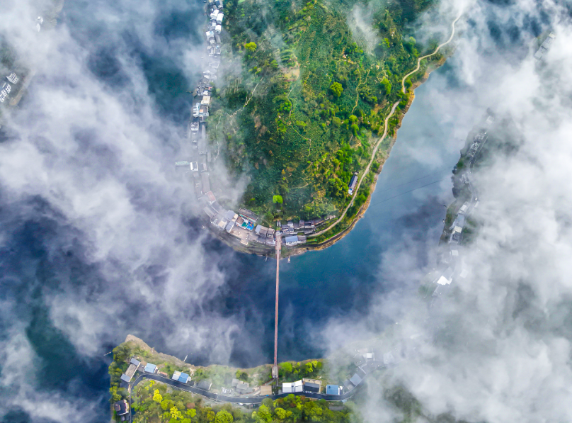 歙县街口镇：山水画廊 云海如画